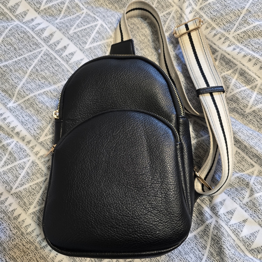 Black Leather Minimalist Backpack with Ergonomic Design